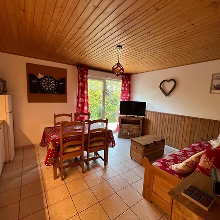 Ferienhaus O' Chenes Rouges - 4-6 Pers Avec Terrasse Vue Et Montagne *